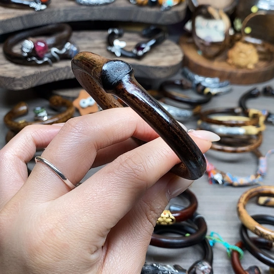 吊坠藤艺黑金有节金刚17/20手围