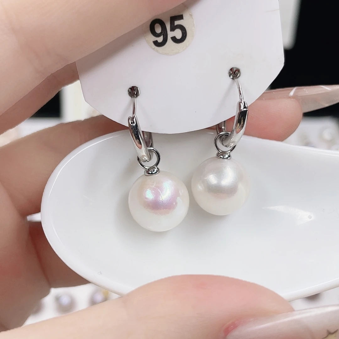 淡水珍珠吊坠(赠链)合金