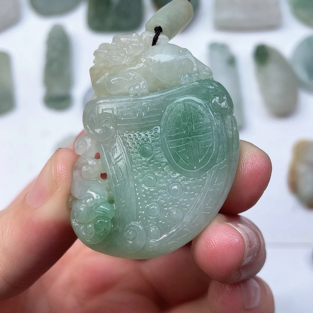 定制翡翠未镶嵌坐**起仿古