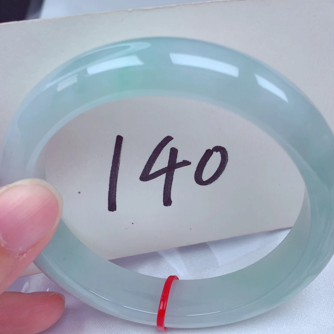 翡翠未镶嵌手镯翡翠