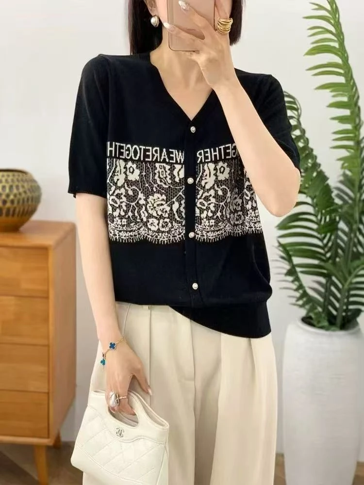 法式高级感黑色提花V领上衣设计感针织衫开衫外套女016