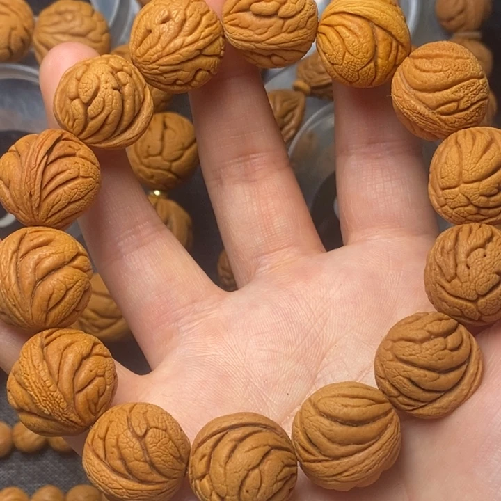 吊坠桃核秦岭山野生桃核