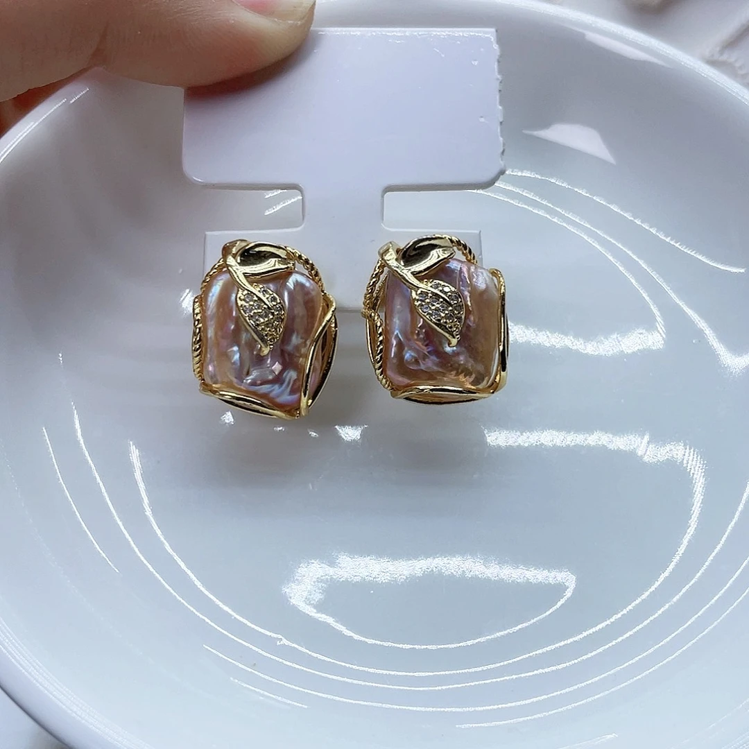 银S925镶嵌耳饰淡水珍珠