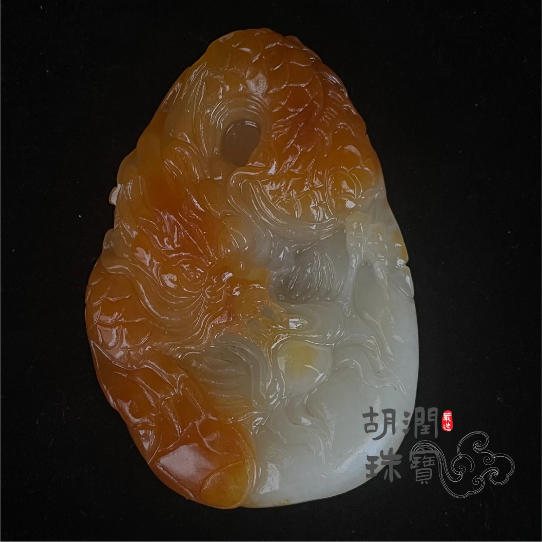 和田玉糖韵祥龙佩57.74g