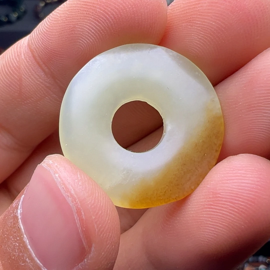 和田玉（糖玉）未镶嵌颈饰