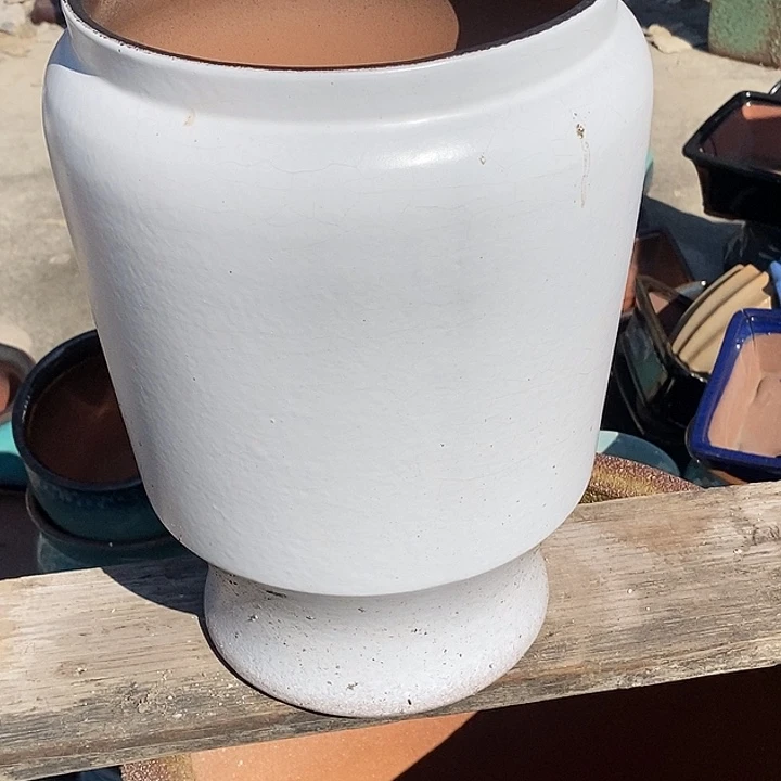 花盆紫砂口21.5高度33白色瑕疵