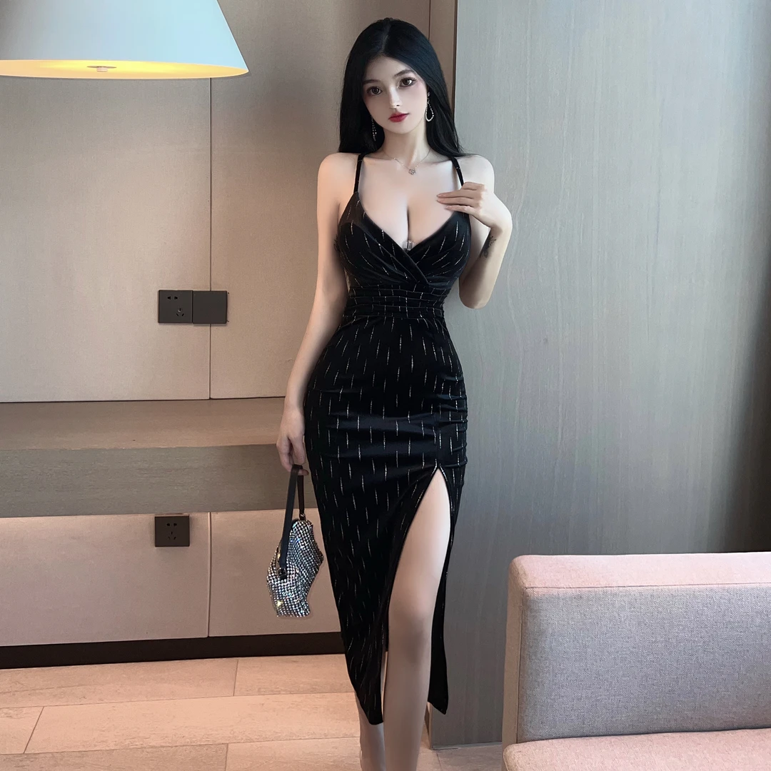 夜场女装2025夏季新款性感丝绒深V领低胸显瘦露背开叉连衣裙长裙