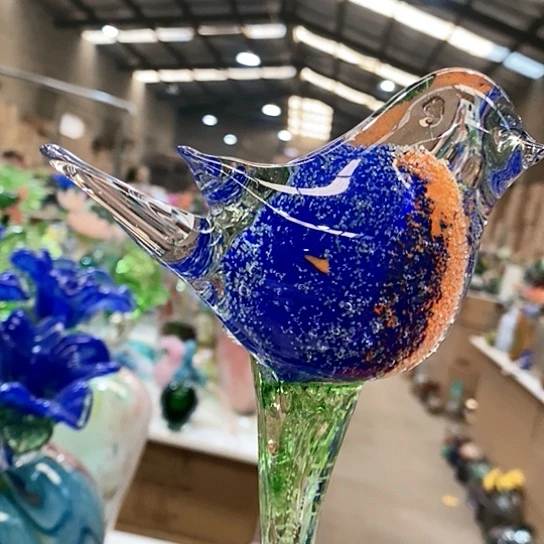 琉璃花瓶高45厘米宽12厘米