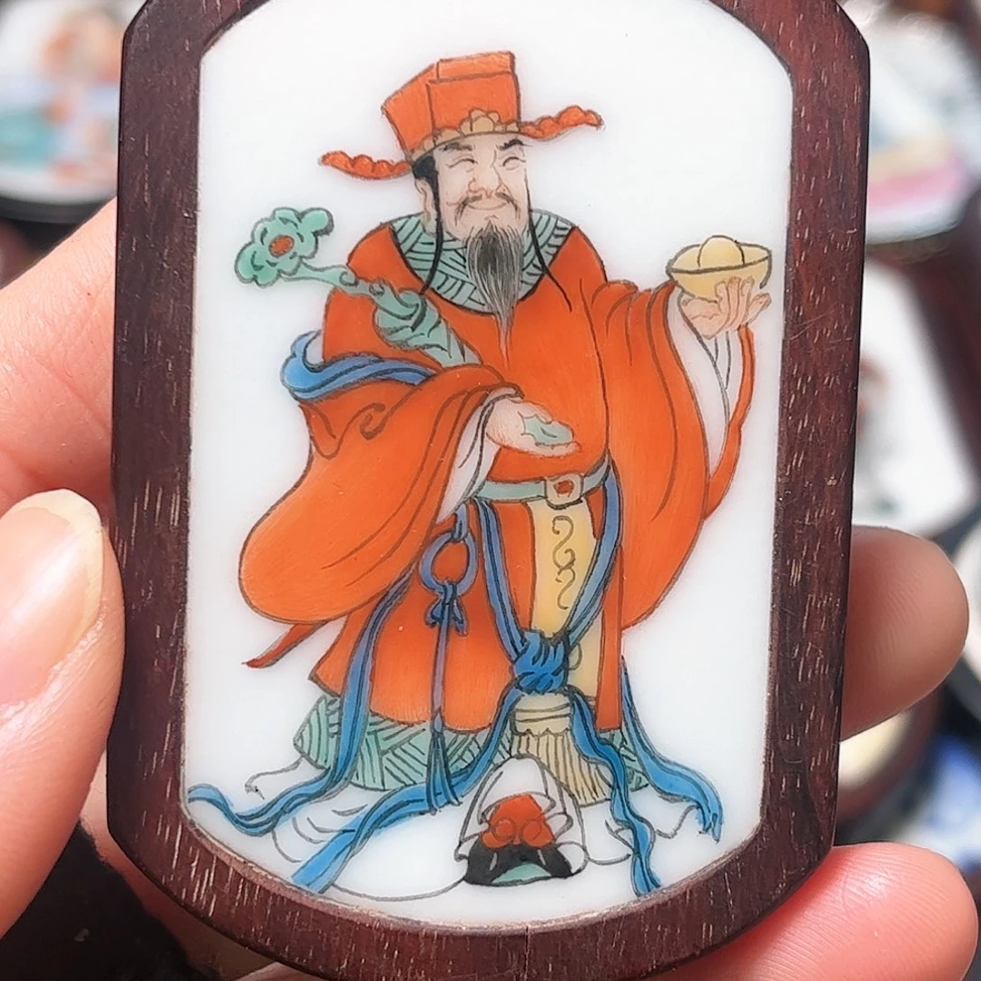 瓷片陈****）瓷片挂件一个