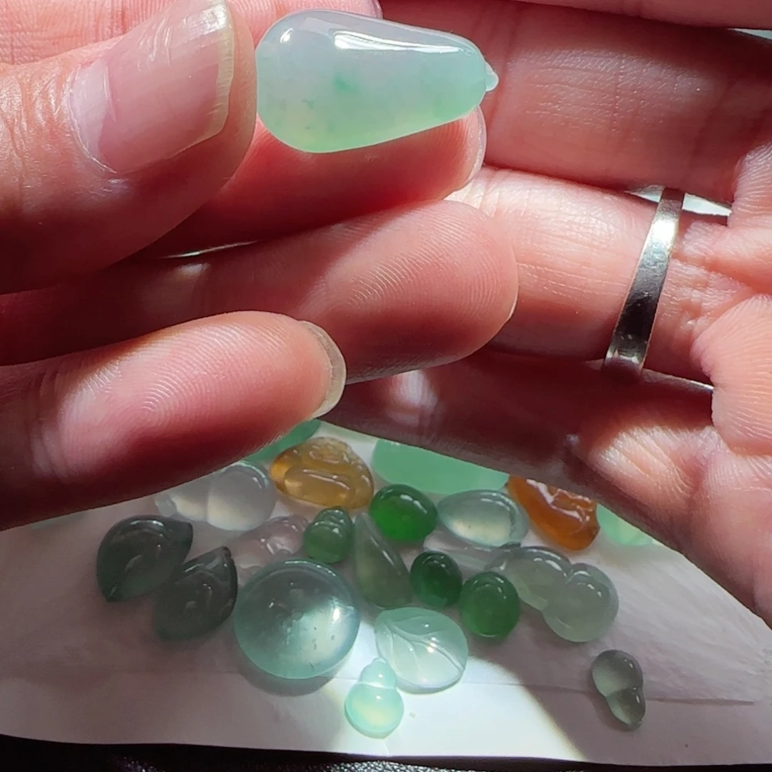 定制翡翠未镶嵌缅甸天然翡翠瓜