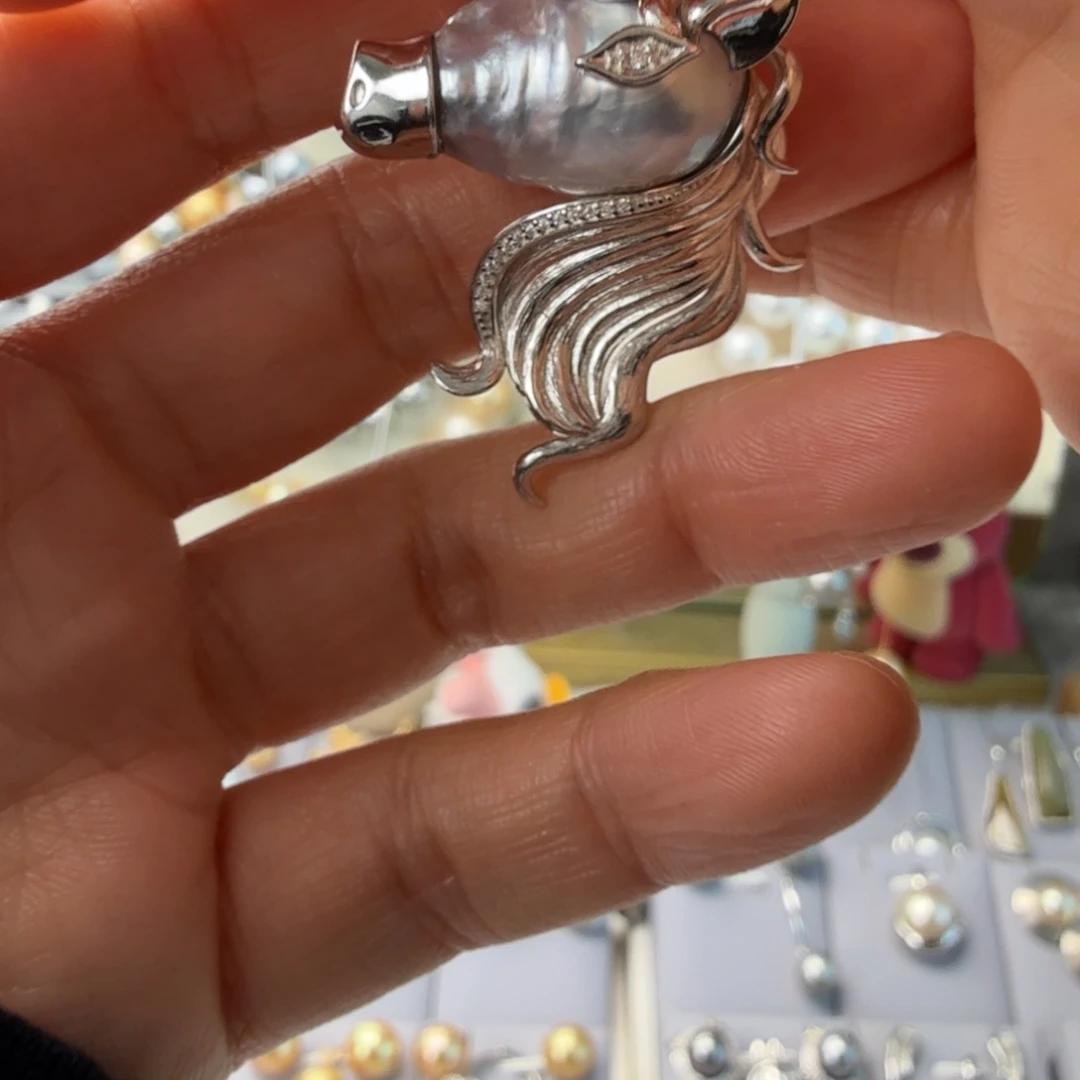 银S925镶嵌海水珍珠颈饰