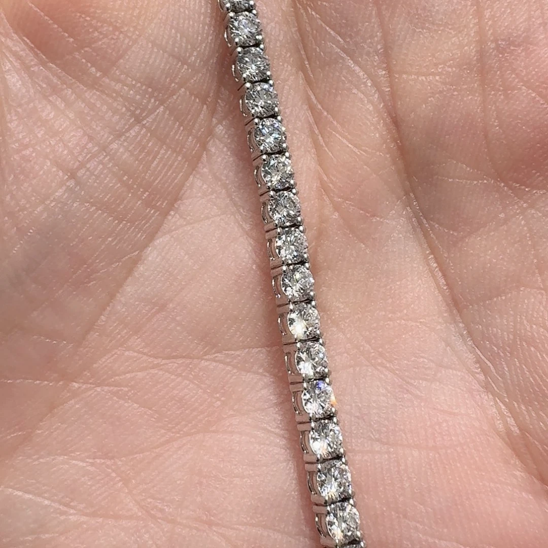 18K金镶嵌实验室培育钻石15圈