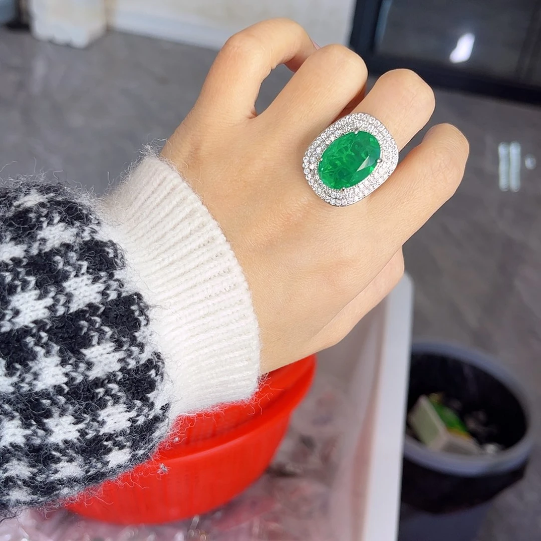 银S925镶嵌戒指祖母绿