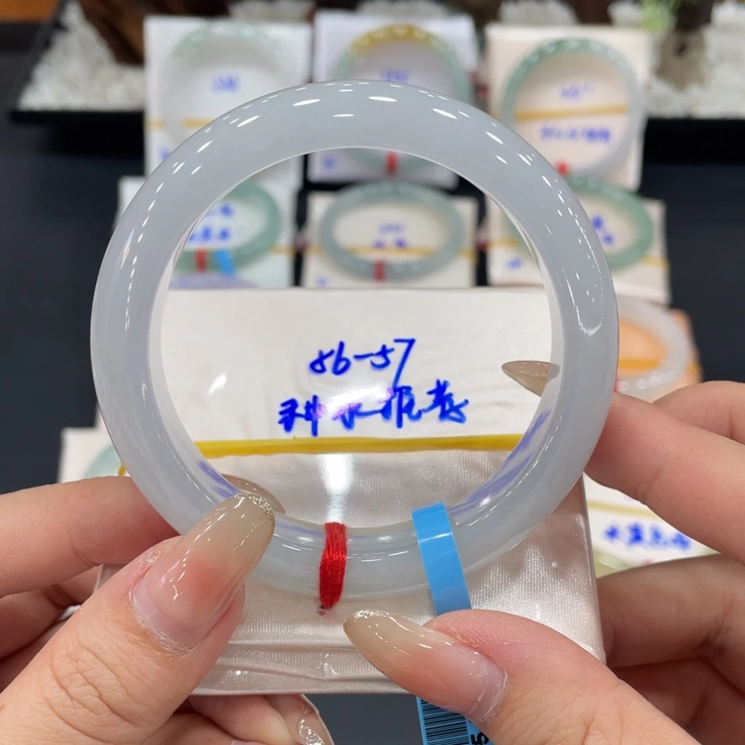 未镶嵌手镯翡翠缅甸天然翡翠手镯