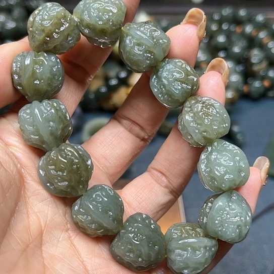 和田玉手串未镶嵌