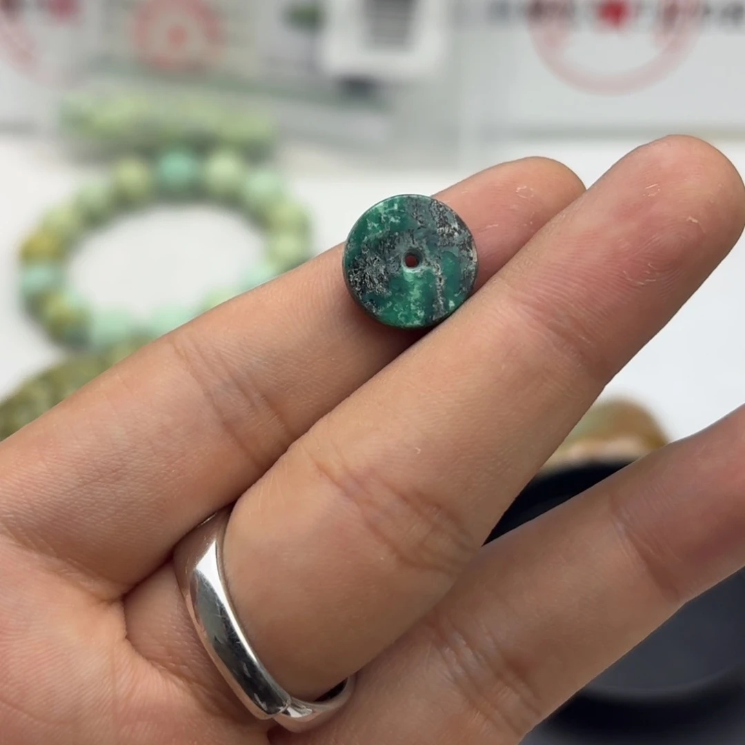 南红玛瑙未镶嵌绿松石