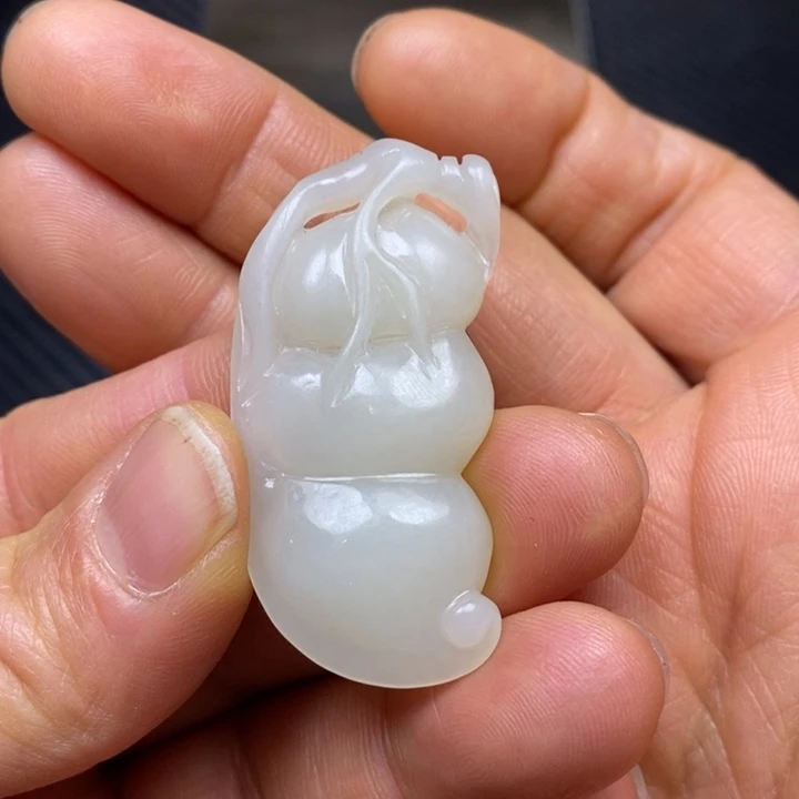 和田玉挂件未镶嵌懒*滴