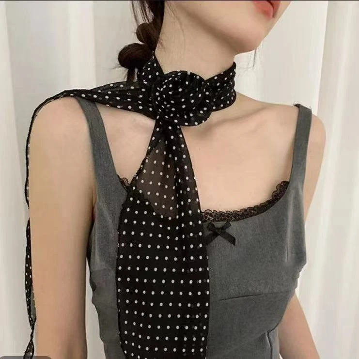 2025年黑色波点丝巾轻奢高档女系脖发带秋季新款百搭时尚搭配衬衫