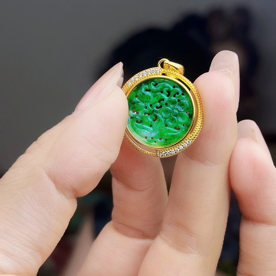 翡翠银S925镶嵌颈饰多样性