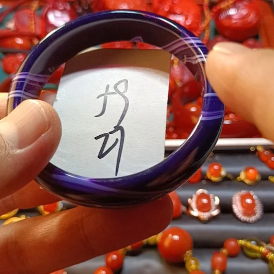 玛瑙/玉髓手镯未镶嵌