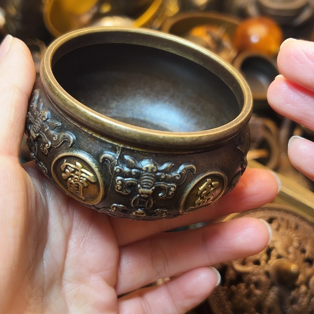 精美铜器工艺品等