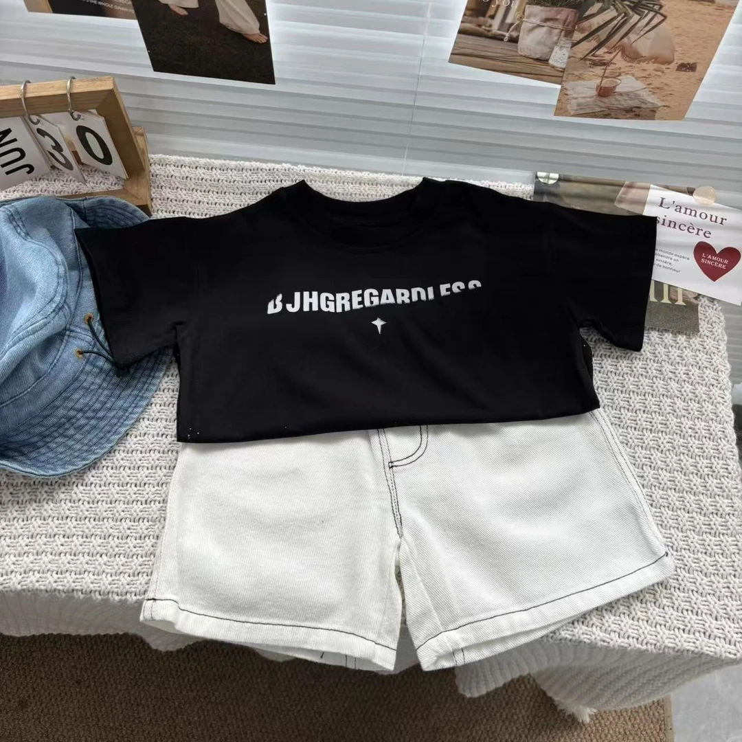 2025韩系男小童夏季新款字母泼墨设计圆领上衣男宝宝休闲宽松短袖