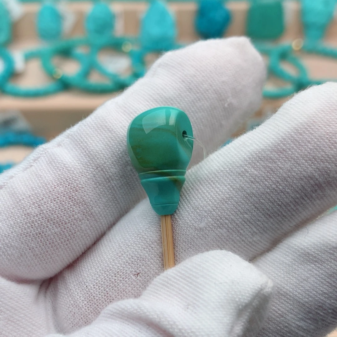 绿松石未镶嵌珠宝奇石10.4mm