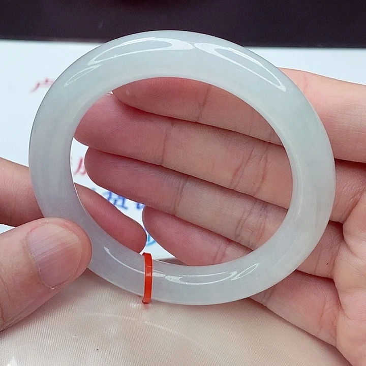 翡翠未镶嵌手镯56.8圈