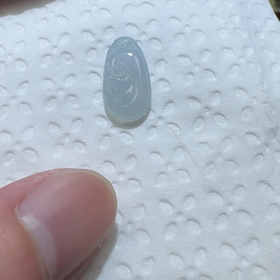 颈饰未镶嵌翡翠如意