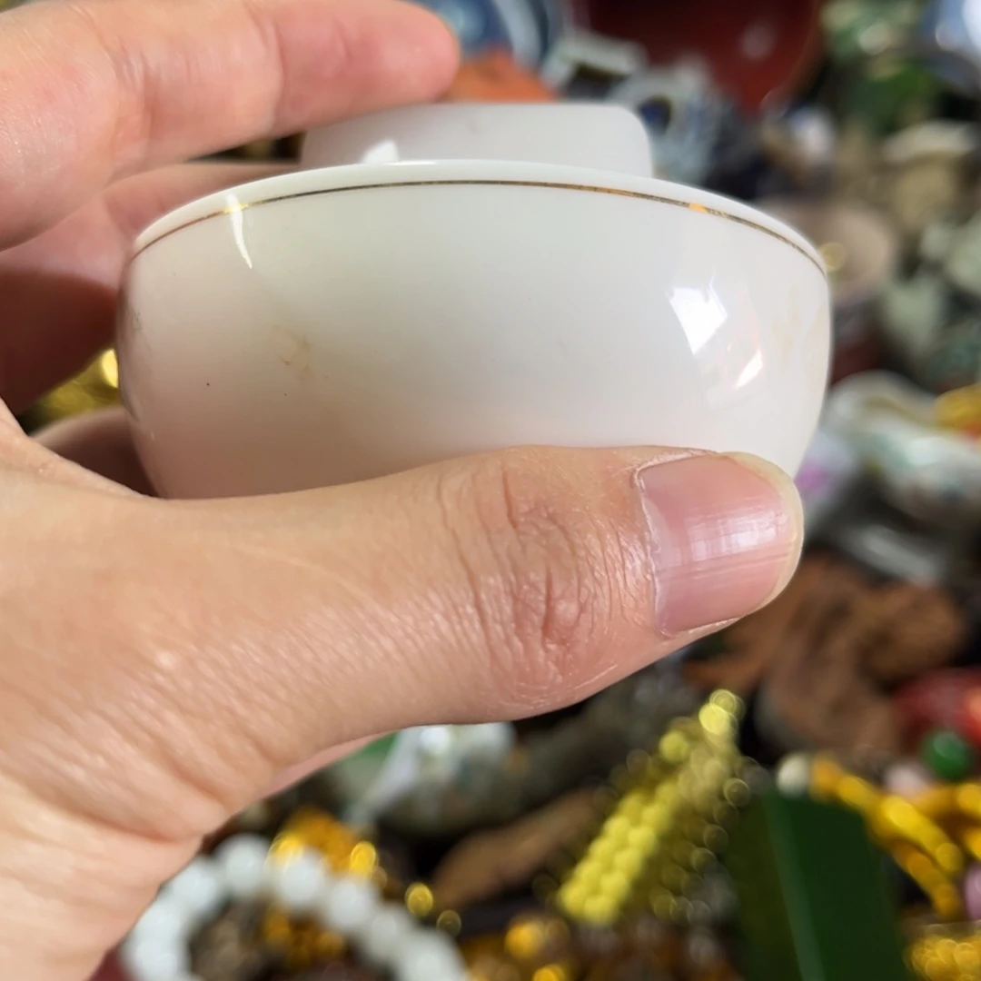兰***鲨闪购商品一图一物