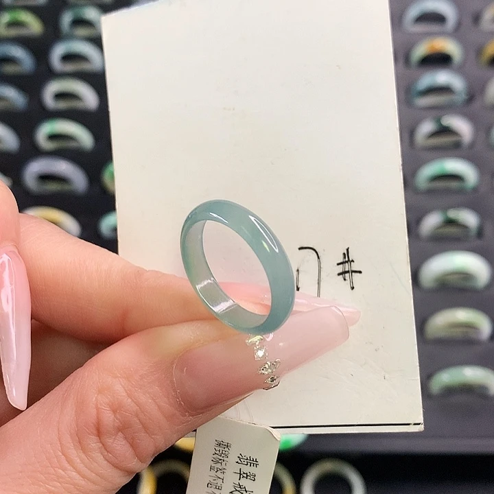 翡翠戒圈未镶嵌翡翠
