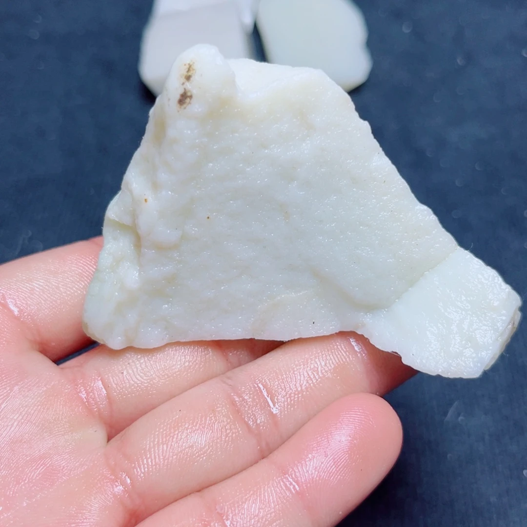 未镶嵌和田玉珠宝奇石