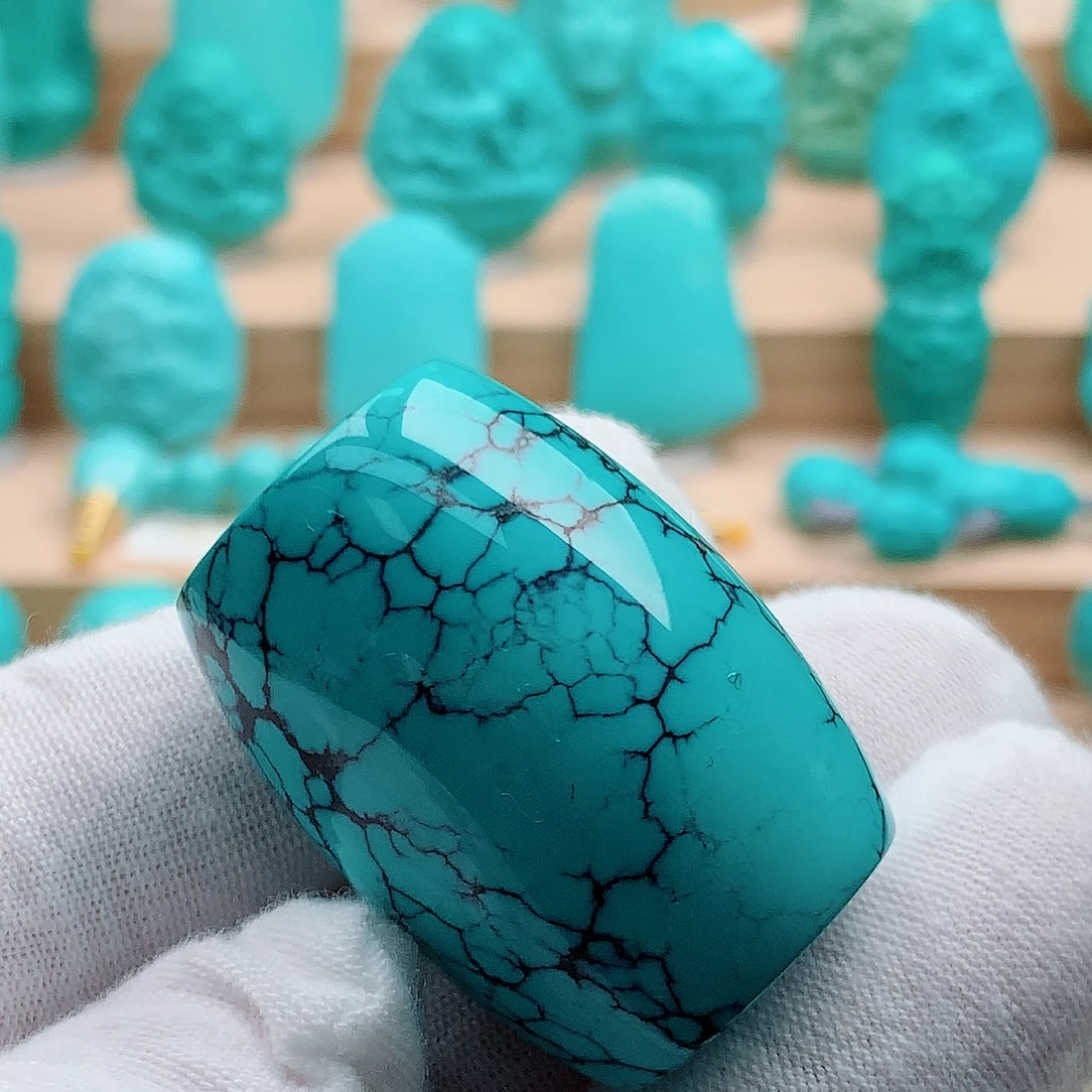 绿松石未镶嵌大桶珠