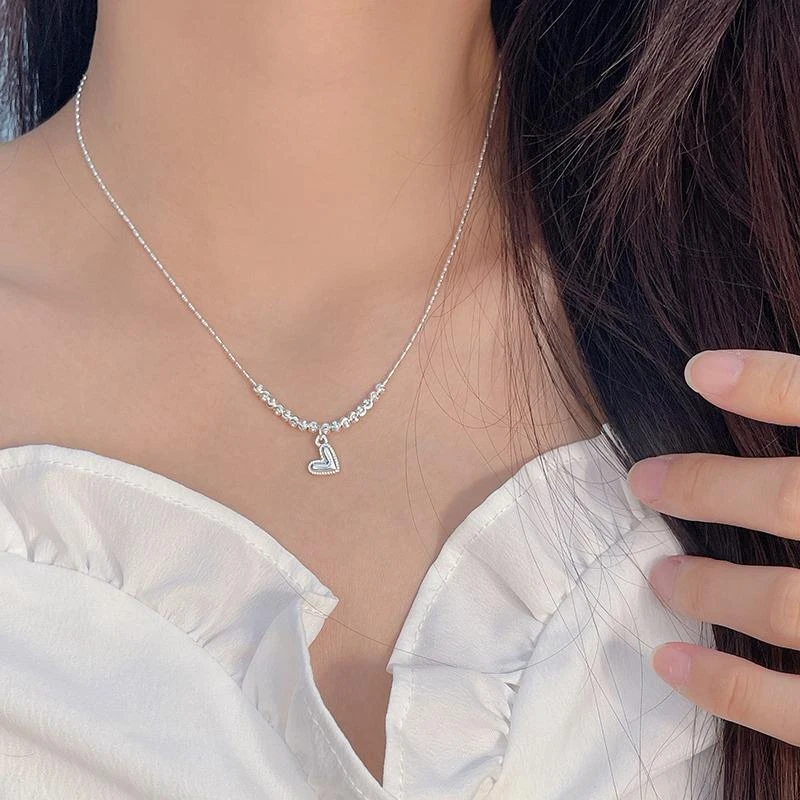 小巧爱心转运珠项链女生秋冬精致简约百搭锁骨链高级感不掉色配饰