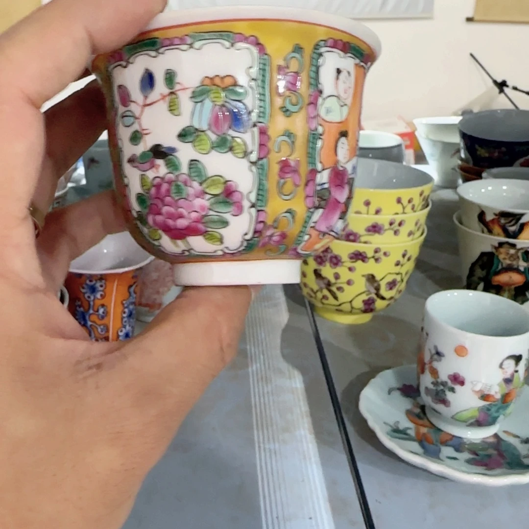 其他手绘瓷器上，手绘瓷器