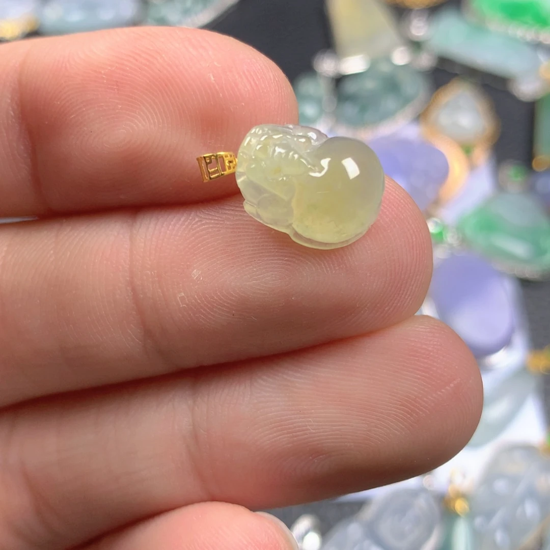 【闪购商品】翡翠颈饰18K金镶嵌翡翠