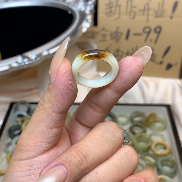 D***合金蛇纹石玉戒指