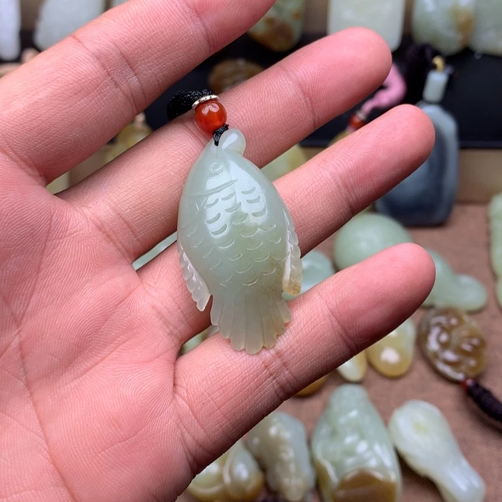 和田玉（糖玉）未镶嵌颈饰