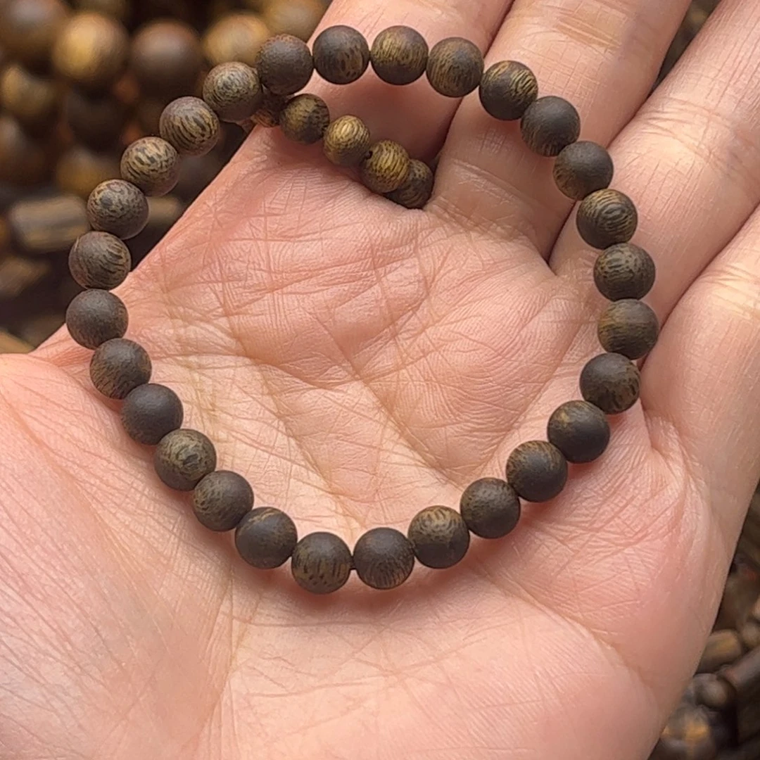 沉香用****3碎屑奇楠0.6沉水单圈4克