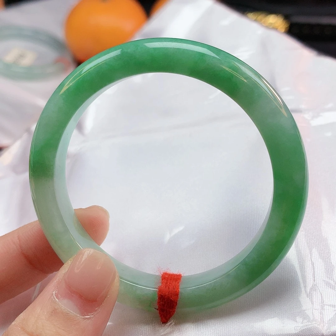 翡翠手镯未镶嵌52圈2254