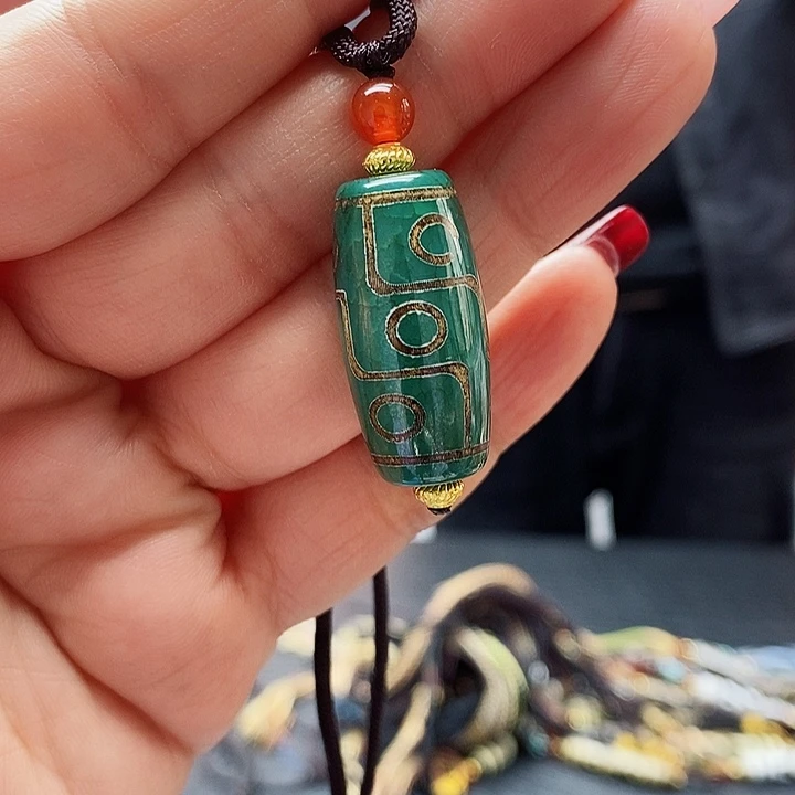 玛瑙/玉髓颈饰合金