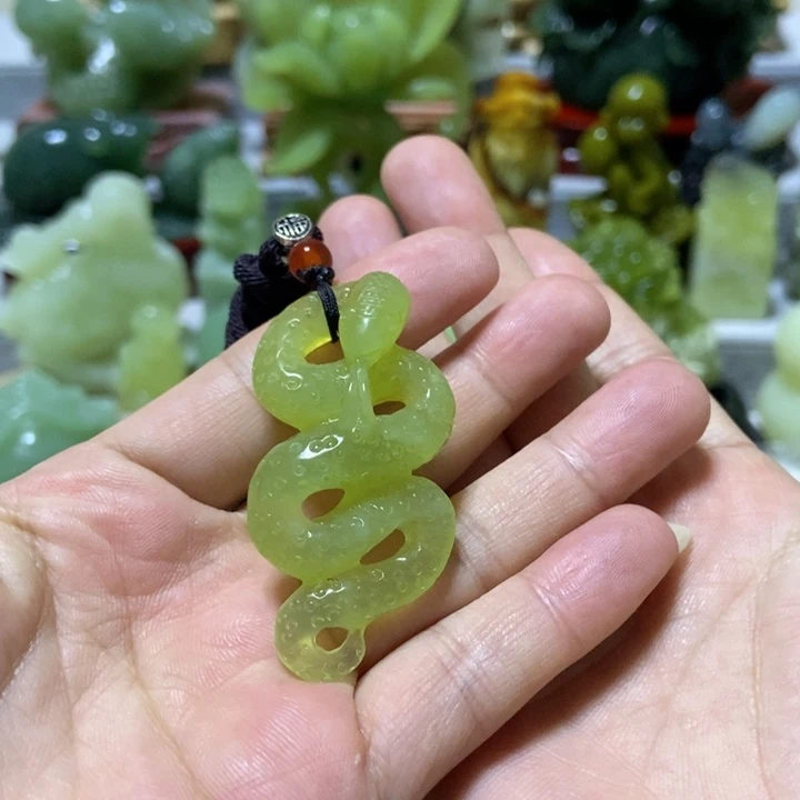 【闪购商品】蛇纹石玉挂件未镶嵌