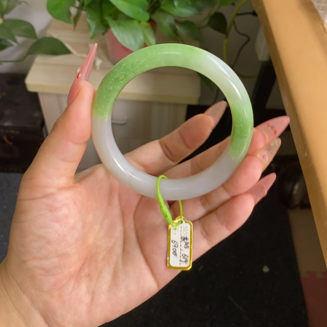 【闪购商品】和田玉手镯未镶嵌翠白手镯