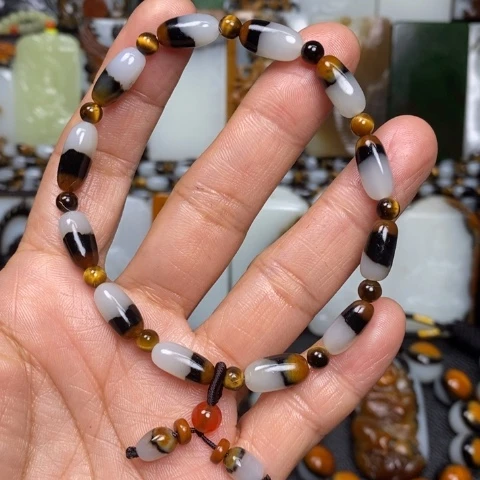 和田玉未镶嵌手链