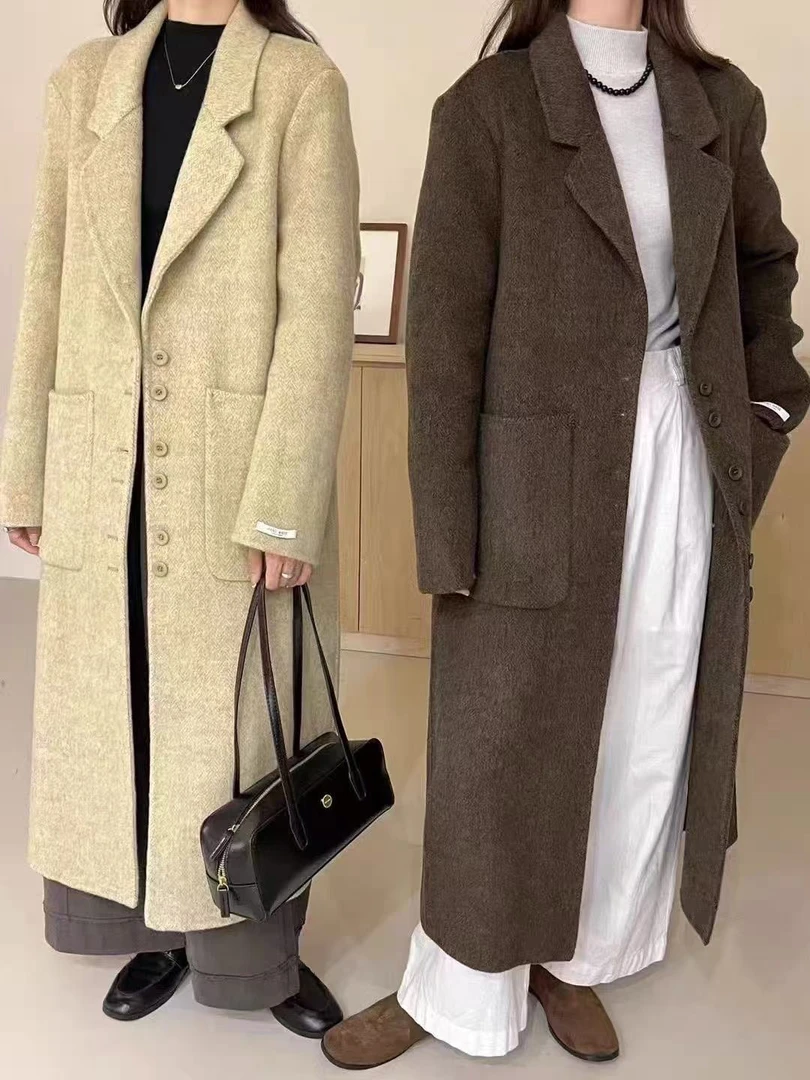 16    双面羊毛大衣