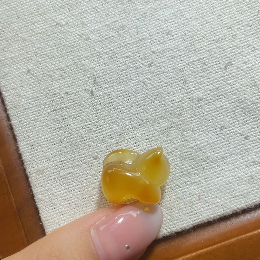 琥珀未镶嵌裸石趴趴猫