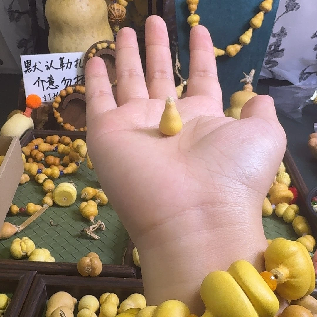 ****莹大叶紫檀（黑酸枝木类）