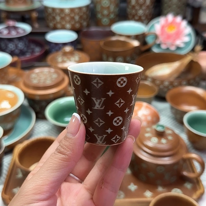 冉***英龙泉起青瓷手工制作工艺青瓷杯2件