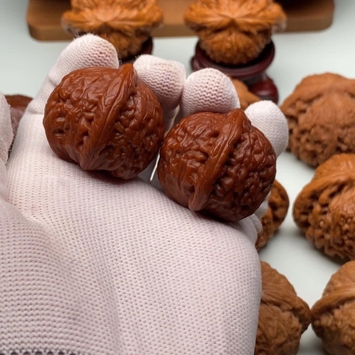 核桃文玩核桃舍利子