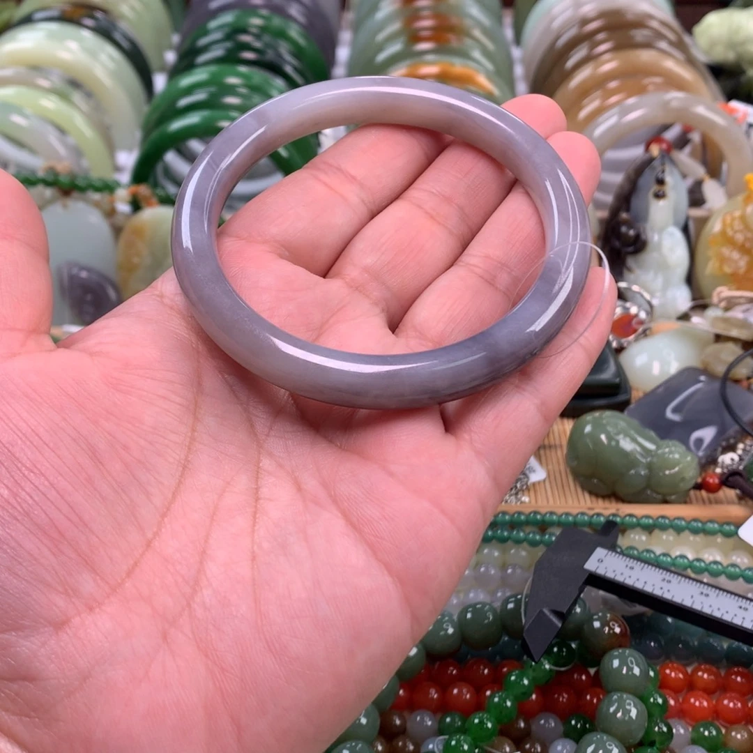 和田玉未镶嵌手镯61_62口径